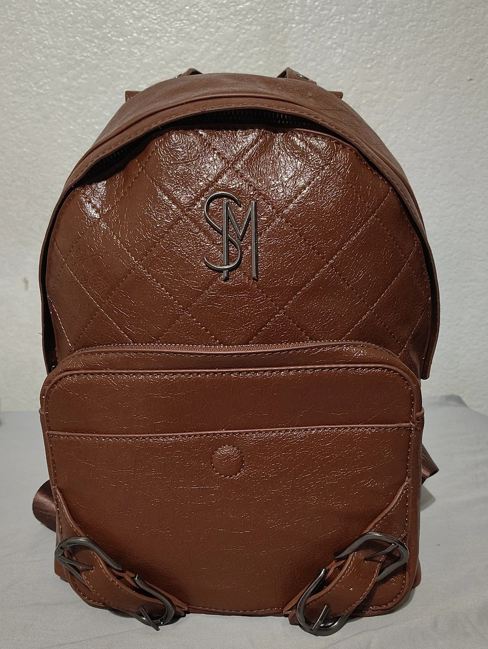 Steven Madden Brown Leather Bathpack With Adjustable Straps